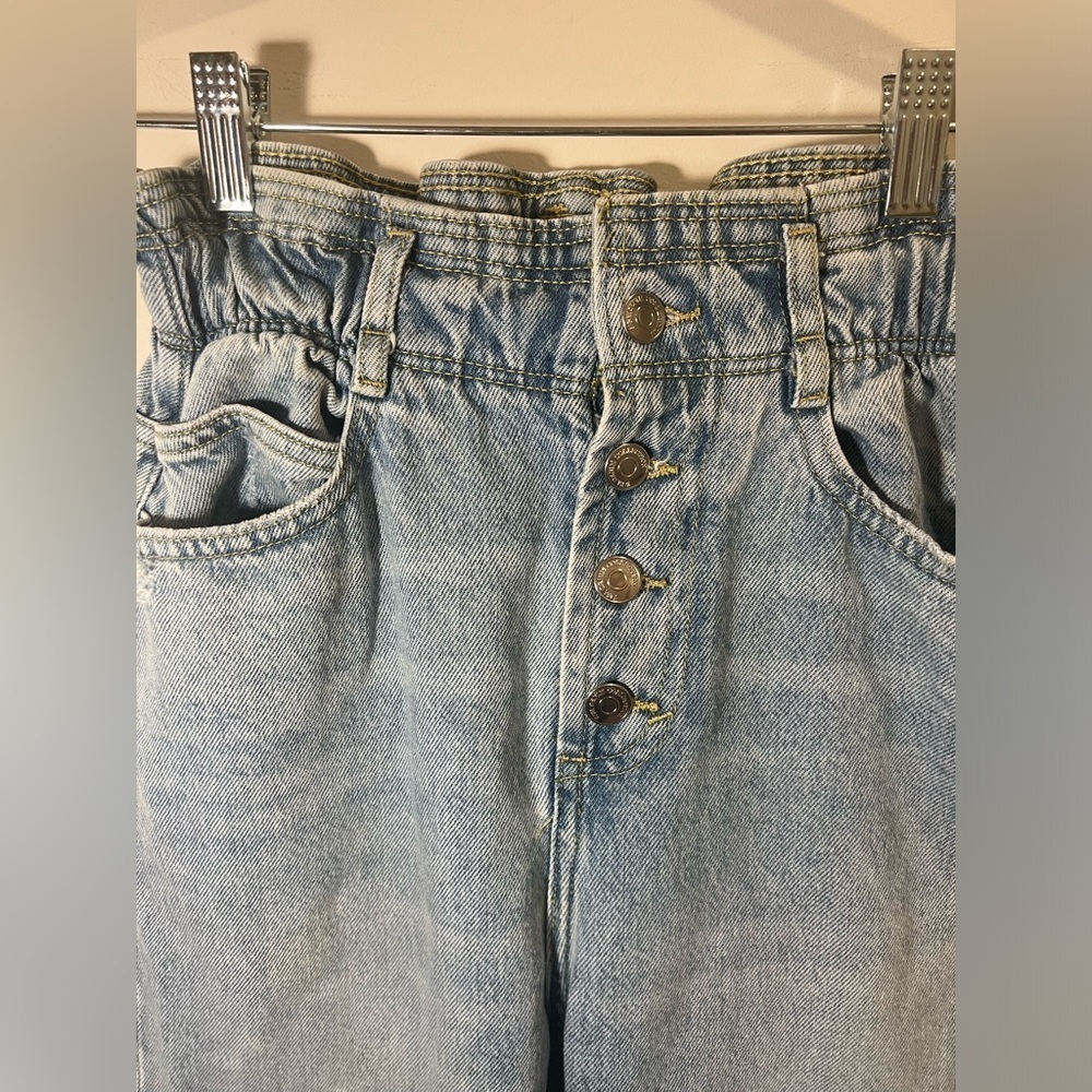Zara High Rise Paper Bag Waist Jeans - Picture 2 of 11